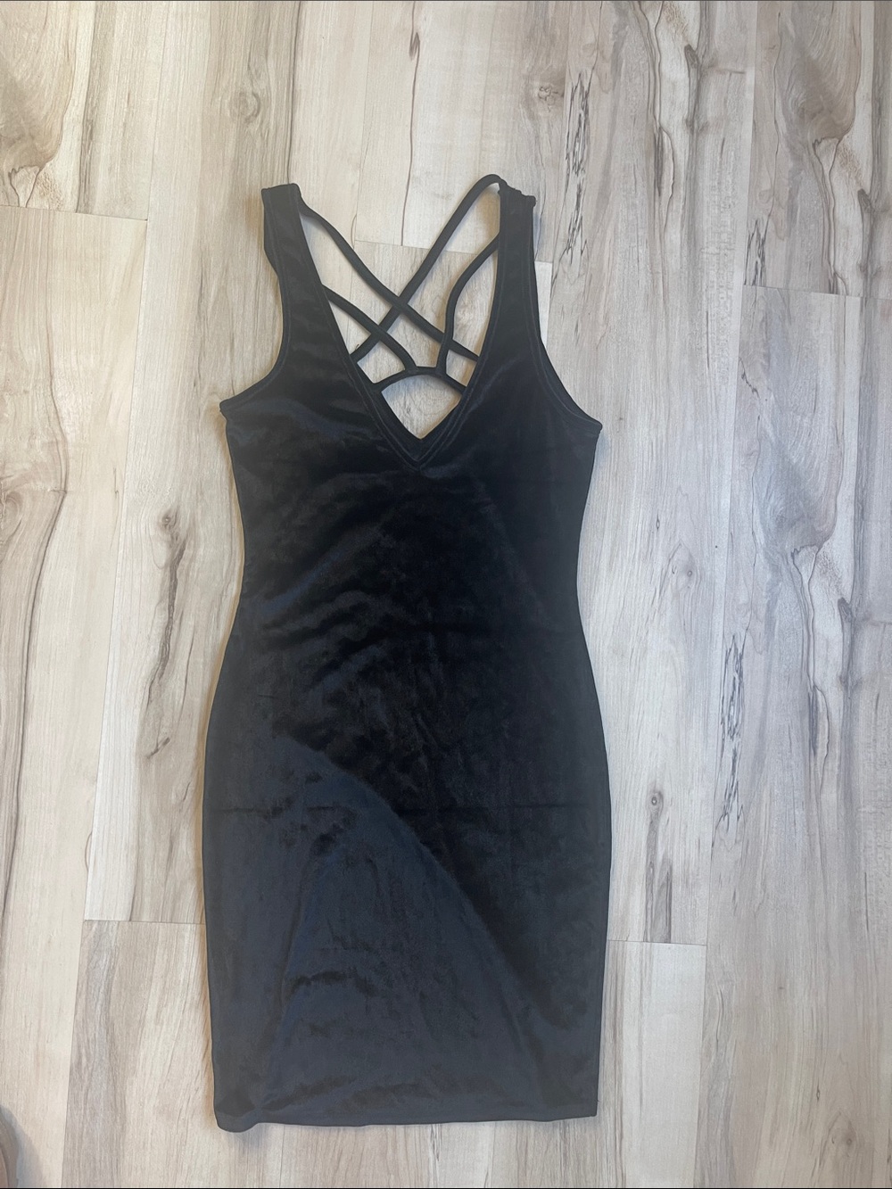 Bear Dance Black Strappy-Back Velvet Midi Dress